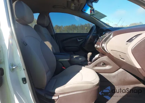 2015 Hyundai Tucson Gls from USA, damaged, VIN KM8JTCAF7FU960011